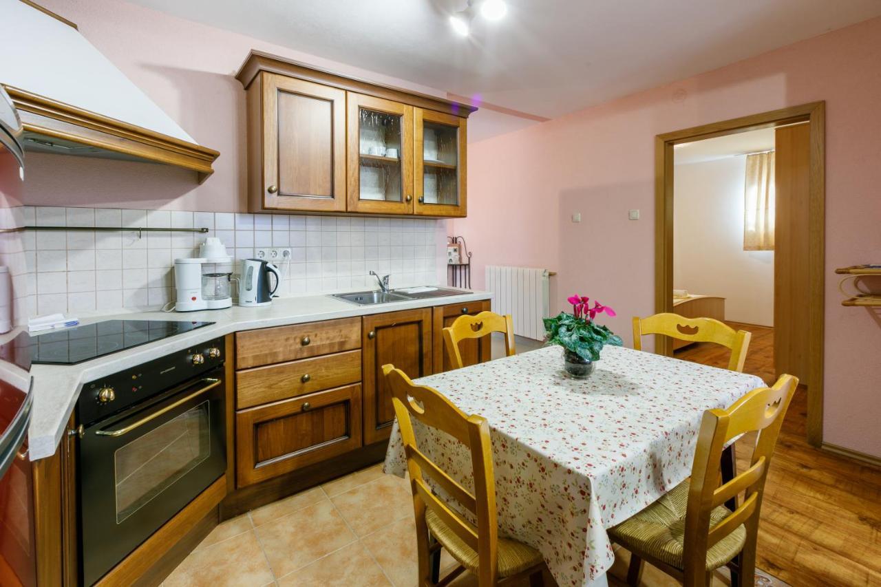 Apartment Eni Selce Exterior photo